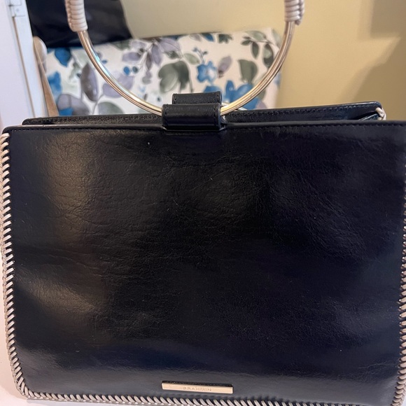 BrahmIn Smoke free no odors - Picture 4 of 8